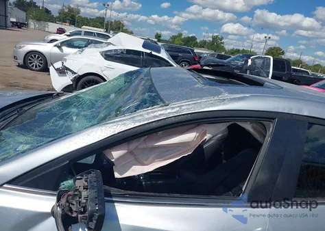 2018 Mazda Mazda3 Touring z USA, uszkodzony, nr VIN 3MZBN1V3XJM257455